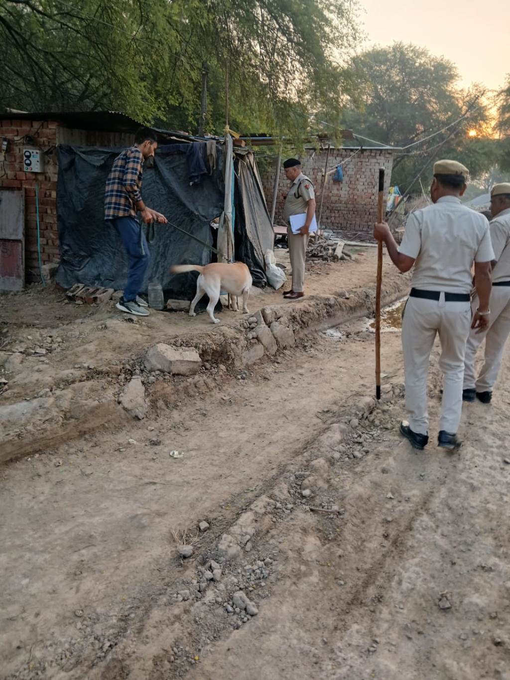 Hansi Police including a dog squad conducted a special search operation against drug smugglers